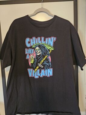Men's Black 'Chillin' Like a Villain' Graphic Tee